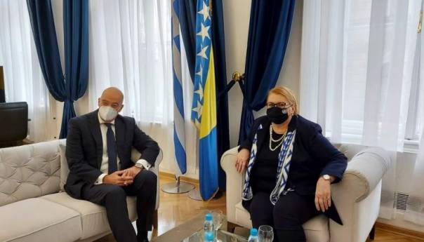 Dendias pohvalio vlasti BiH za iskorake i organiziranje izbora u Mostaru