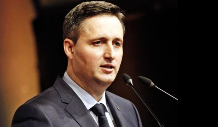 Denis Bećirović: Tri odgovora Aleksandru Vučiću