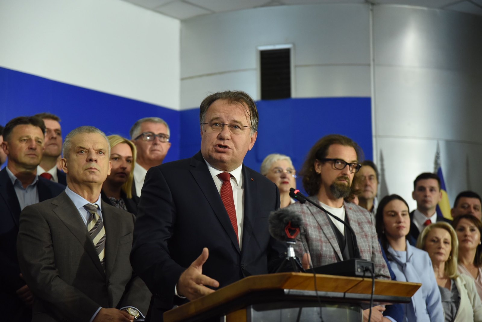 Denis Bećirović zajednički kandidat za člana Predsjedništva BiH