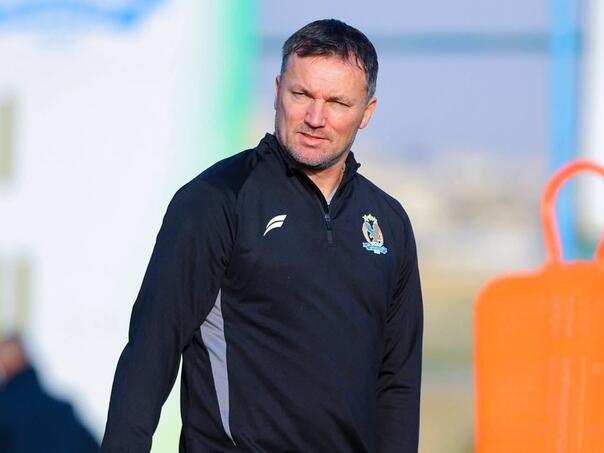 Denis Ćorić odlazi sa klupe iako mu je klub na prvom mjestu