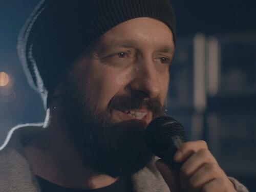 Denis Hadžić objavio novu pjesmu 'Ako odeš': Numera koja budi posebnu emociju