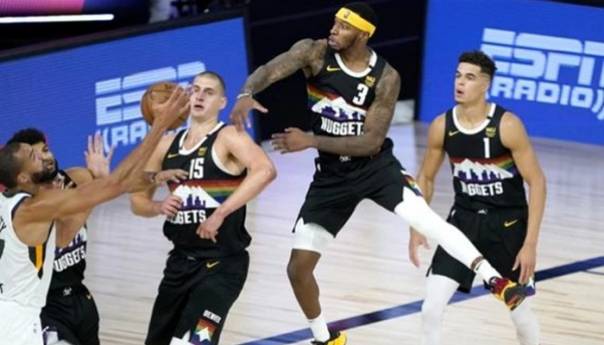 Denver slavio nakon produžetka, Mitchell srušio Maloneov rekord