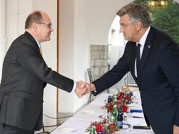 Der Standard: Schmidt je tajni visoki predstavnik Hrvatske, ko plaća rušenje presude!?