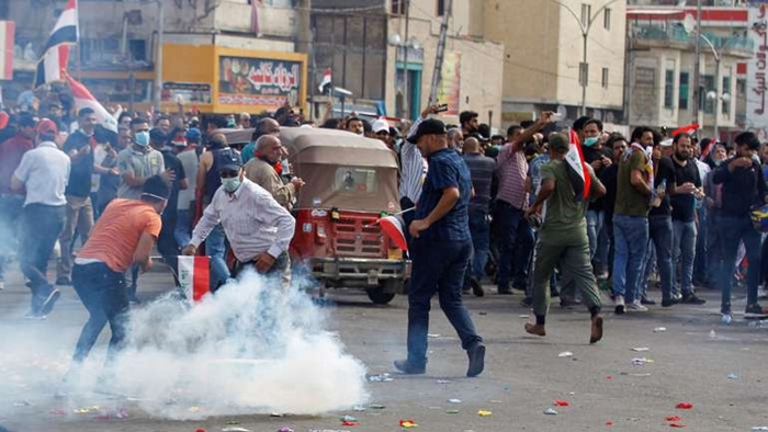 Deseci demonstranata ranjeni u novim protestima u Iraku