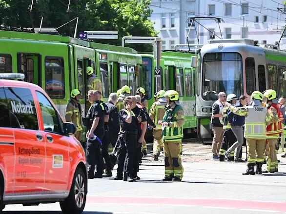Deset povrijeđenih u sudaru dva tramvaja u Hanoveru