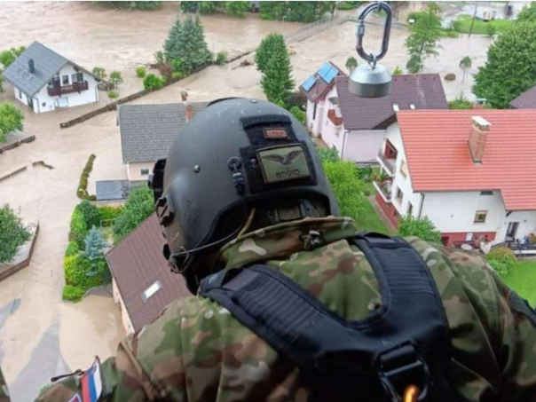 Desetak srbijanskih porodica zarobljeno u Grčkoj zbog nevremena