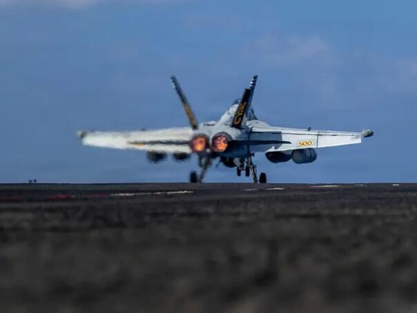 Desetine američkih borbenih aviona prebačene u Jordan