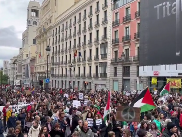 Desetine hiljada ljudi zahtijevalo prekid napada na Gazu u maršu u Madridu