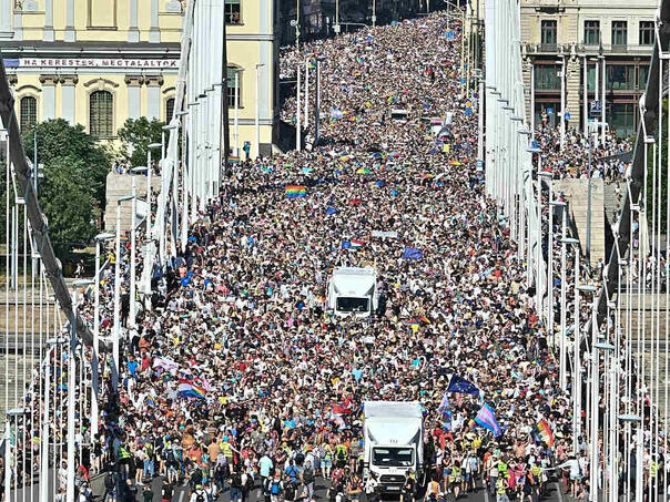 Desetine hiljada Mađara učestvovali na Prideu u Budimpešti uprkos zabrani