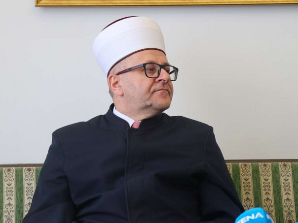 Desetine hiljada vjernika stiže na dovište na vrelu Bune