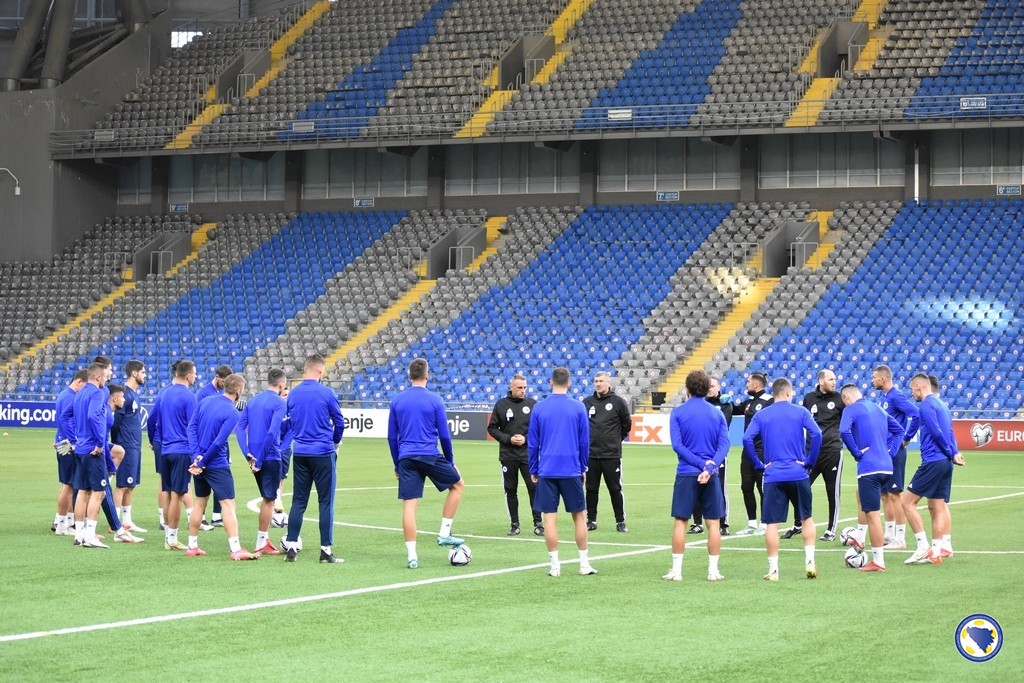 Desetkovani Zmajevi danas igraju jednu od ključnih utakmica   