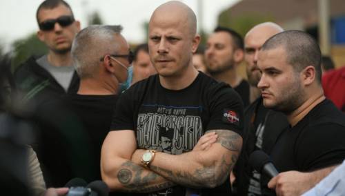 Desničari iz Srbije vraćeni s Kosova, nisu imali PCR test