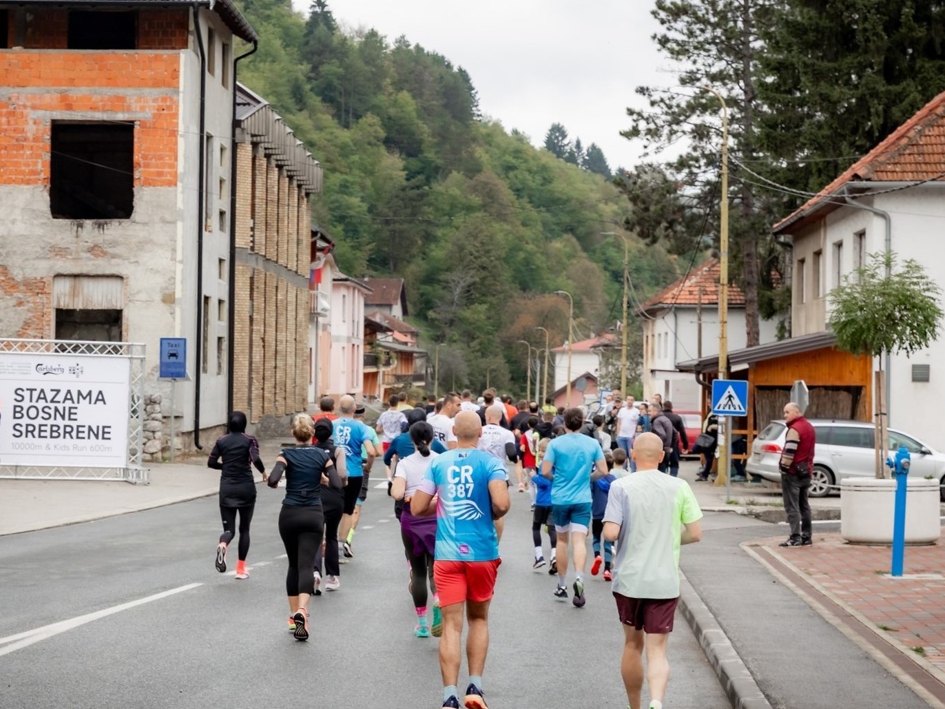 "Despotovina" iz Srebrenice negira genocid i zastrašuje djecu zbog učešća u sportskom događaju