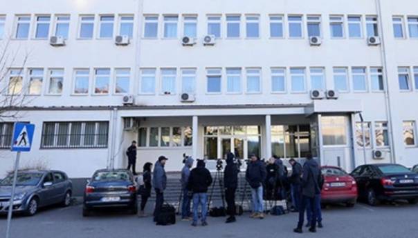 Detalji optužnice protiv Zdravka Race: U sestru ispalio osam hitaca