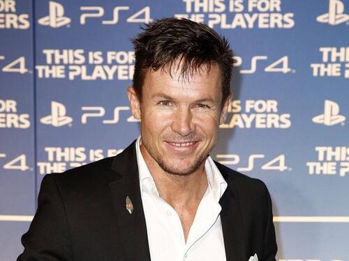 Detalji pogibije Baumgartnera: Pozlilo mu u vazduhu, povrijeđena i djevojka