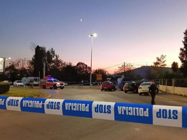 Detalji pucnjave u Podgorici: Dvoje ubijenih, tri napadača, blindirani automobil....