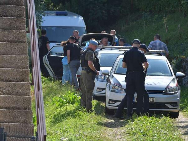 Traje uviđaj na Širokači: Požaru prethodio porodični sukob