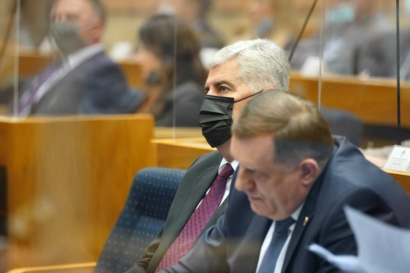 Deutsche Welle: Srpsko-hrvatski inferno