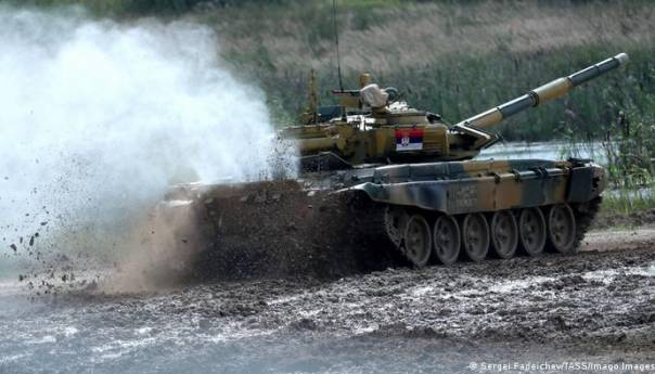 Deutsche Welle: Zveckanje oružjem u Hrvatskoj i Srbiji