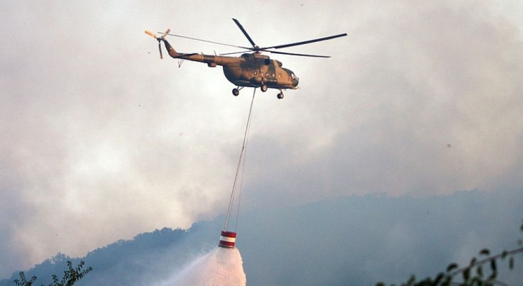 Devet požara u Sjevernoj Makedoniji, kao pomoć ostao samo crnogorski helikopter