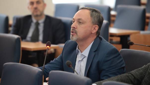 Dević: Najlošija vlada do sada, bez ozbiljnih rezultata