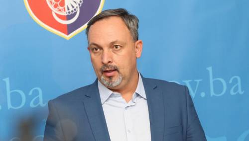 Dević pozvao zastupnike SKS da glasaju za studente, a ne za Nacrt zakona o visokom obrazovanju