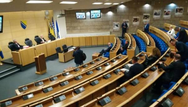 DF: Amandmani na zakon o ublažavanju negativnih posljedica