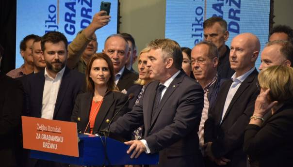 DF: Čovićeva nevladina udruga želi ukinuti iskazanu volju građana