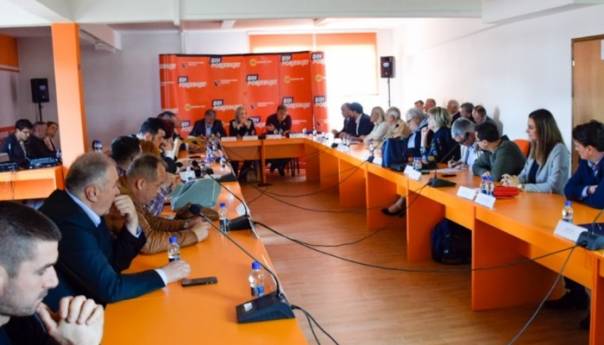 DF: Čovićeva politika patoloških laži u teškom očajanju