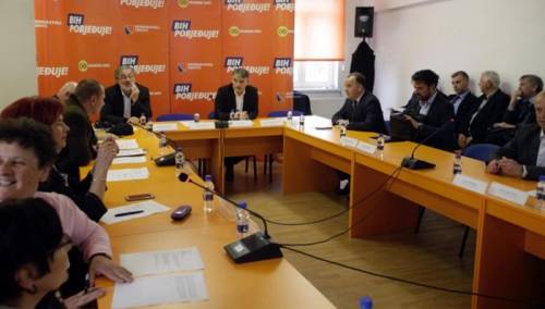 DF: Konakoviću predlažemo da posjeti zvaničnu stranicu NATO-a