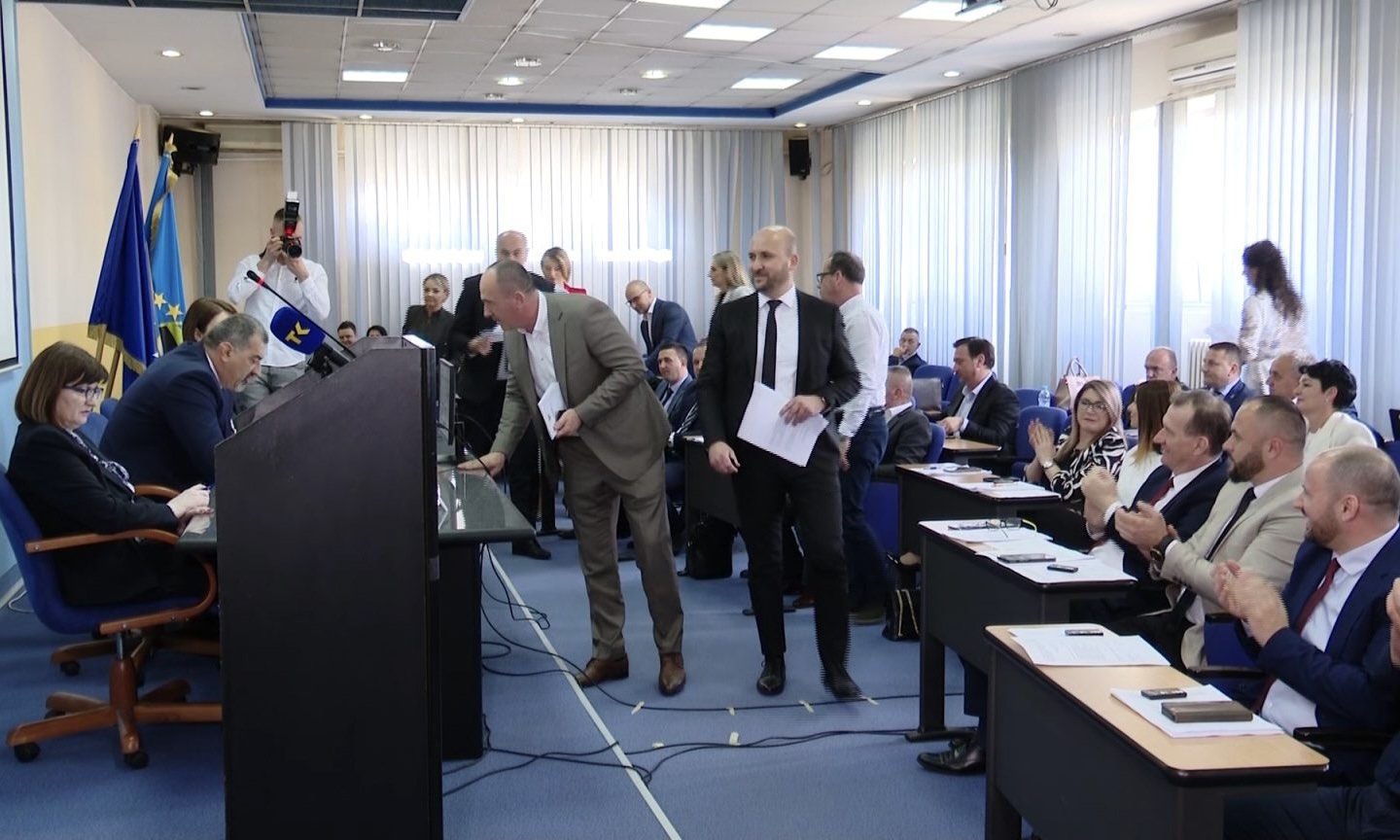 DF napušta koaliciju sa SDA u TK? U ponedjeljak vanredna sjednica KO stranke