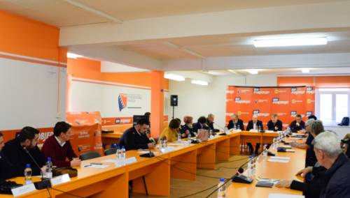 DF: Neka Zagreb i Dodik vrate konstitutivnost Srba u RH