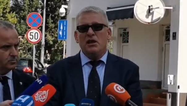 DF: Schmidt se nije pojavio, sa susjedima pričao o BiH