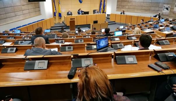 DF zatražio ostavke Novalića, Milićević i Drljače