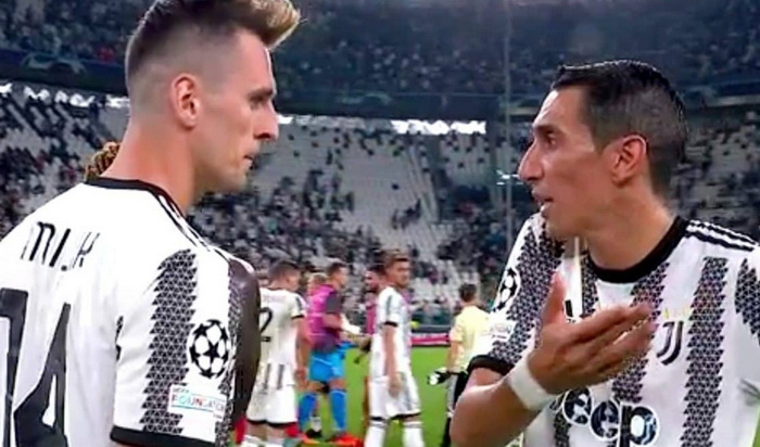 Di Maria pita Milika: Zašto te je izveo?!