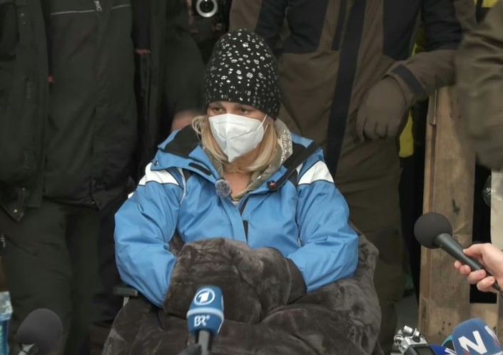 Dijana Hrka se vratila iz bolnice, nastavlja štrajk glađu