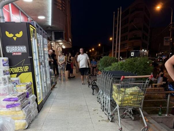 Dijete (7) palo sa petog sprata u centru Novog Pazara