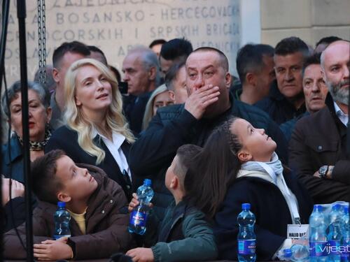 Dino Bešlić pod emocijama: Hvala što ste ovo uradili za mog tatu