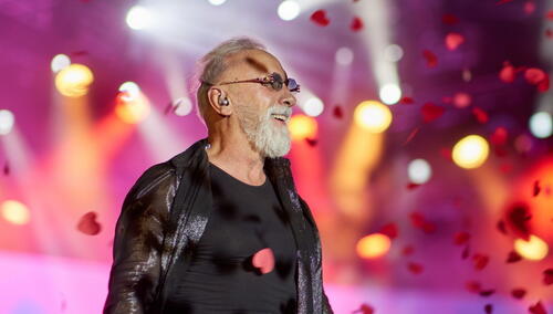 DINO MERLIN - POKORIO ZAGREB