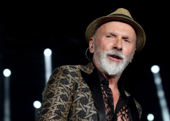 Dino Merlin u Beogradu do kraja ove godine