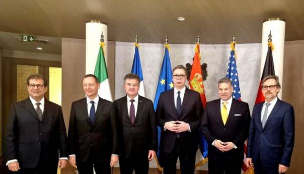 Diplomate iz EU i SAD u Beogradu sa Vučićem