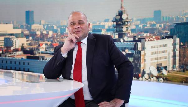 Direktor optužen za mito ne želi da ode sa HRT-a