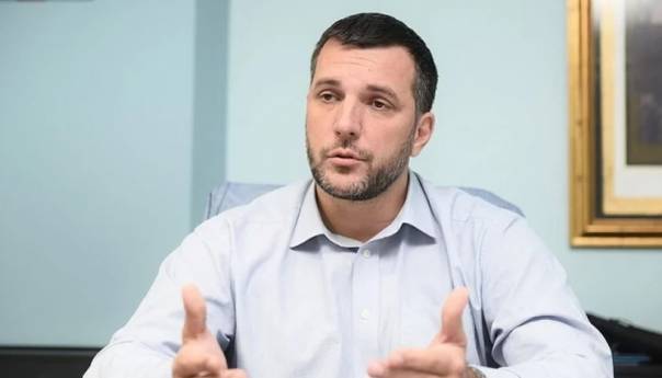 Direktor Zolak dozvolio promet ruskih lijekova u BiH