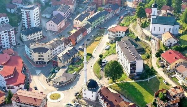 Direktorica Kulturnog centra u Srebrenici se sumnjiči da je nezakonito stekla 14.595 KM