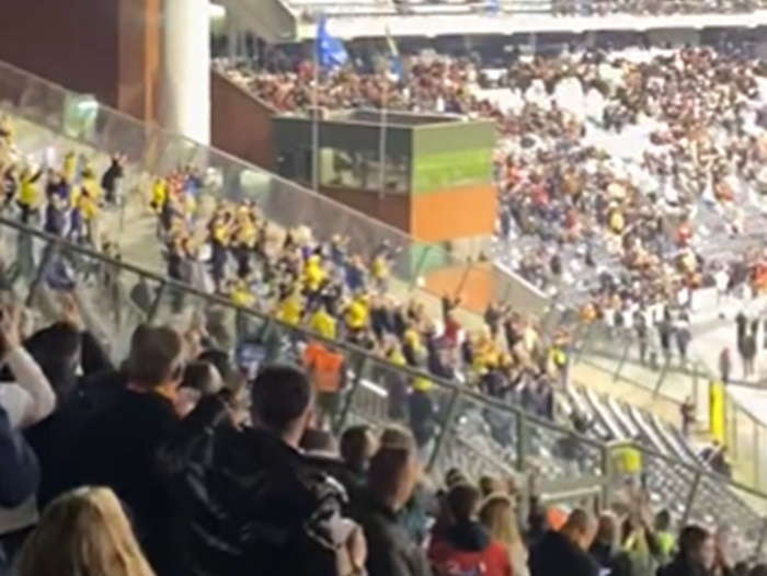 Video / Dirljive scene na stadionu: Belgijanci skandirali 'Švedska'