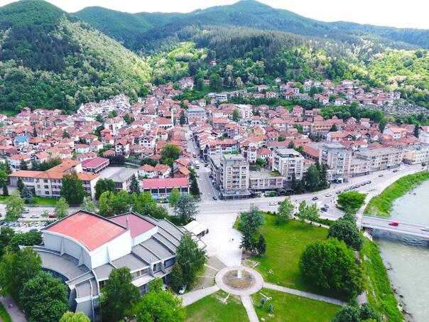 Diskriminacija zbog hidžaba: Direktorica vrtića ostala bez saglasnosti za novi mandat