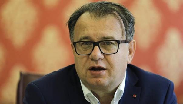 Diskutabilan izbor Draška Milinovića kao kandidata za direktora RAK-a