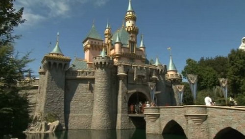 Disney šalje 100.000 radnika na neplaćeni dopust