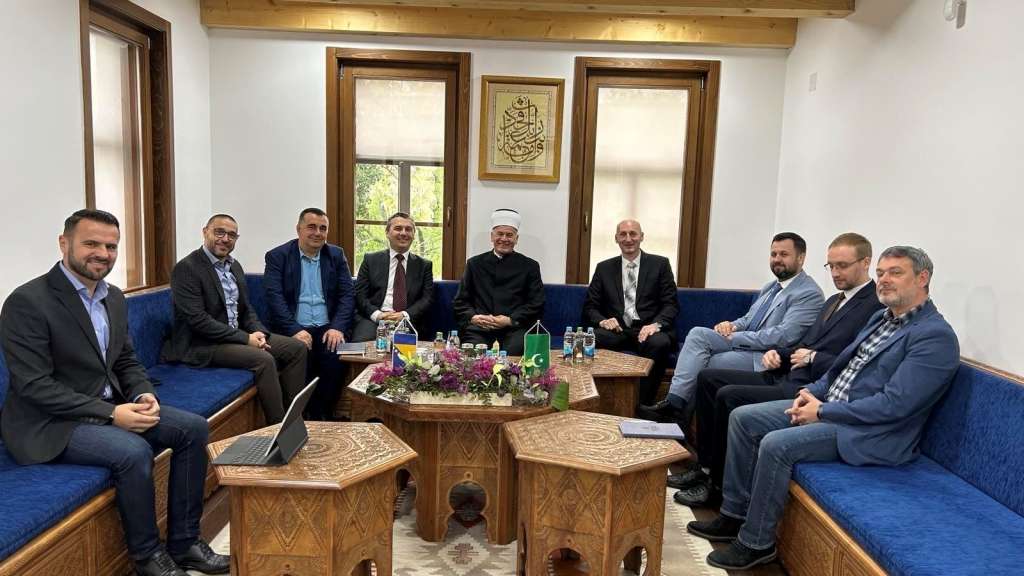 Dizdar posjetio Muftijstvo banjalučko, o pripremama za otvorenje Arnaudija džamije