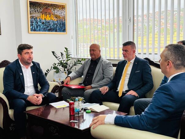 Dizdar s gradonačelnikom Bijeljine: Nastavak podrške povratnicima